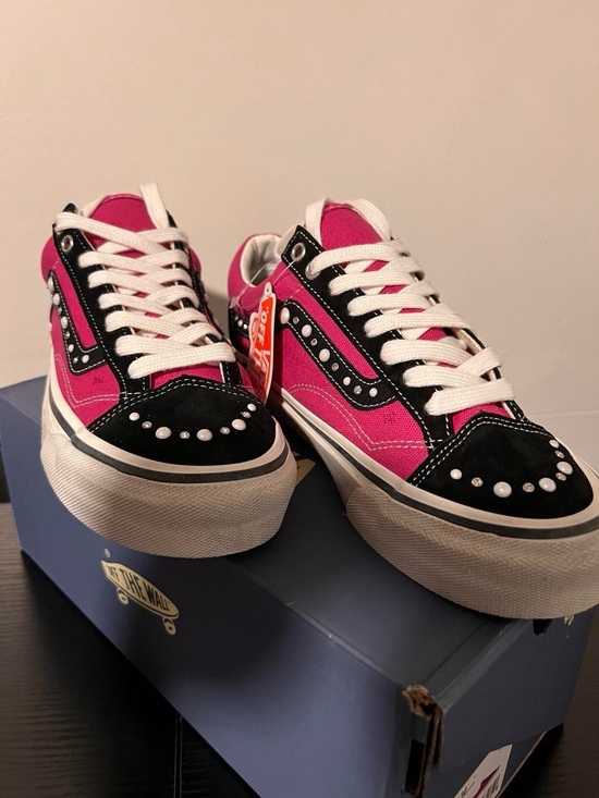 Vans Other - Pink and black pearlized vans